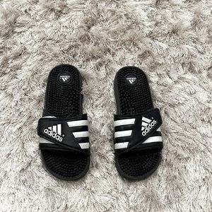 ADIDAS Slides